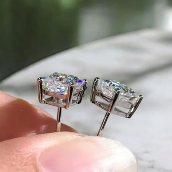 1.6 CT Princess Cut Stud Earrings Birthday Gift For Her - Picture 3 of 5